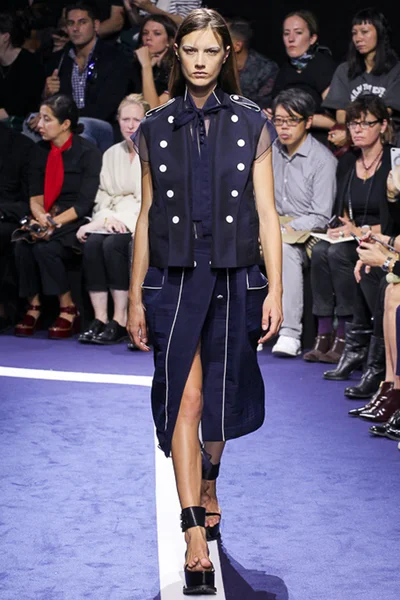 Look 24